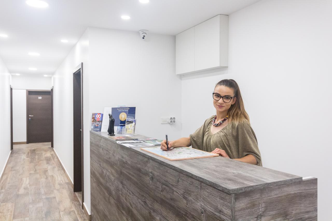 Apinelo Tower Rooms Split Ngoại thất bức ảnh