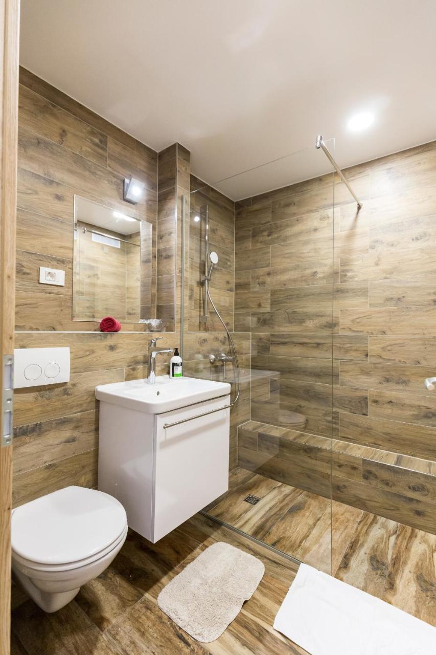 Apinelo Tower Rooms Split Ngoại thất bức ảnh