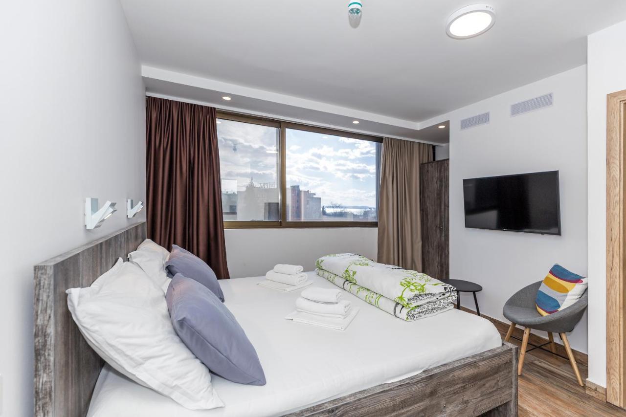 Apinelo Tower Rooms Split Ngoại thất bức ảnh