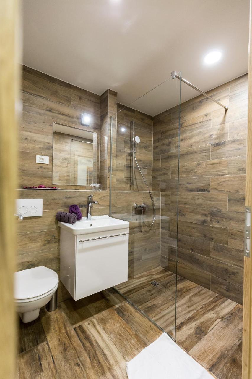 Apinelo Tower Rooms Split Ngoại thất bức ảnh
