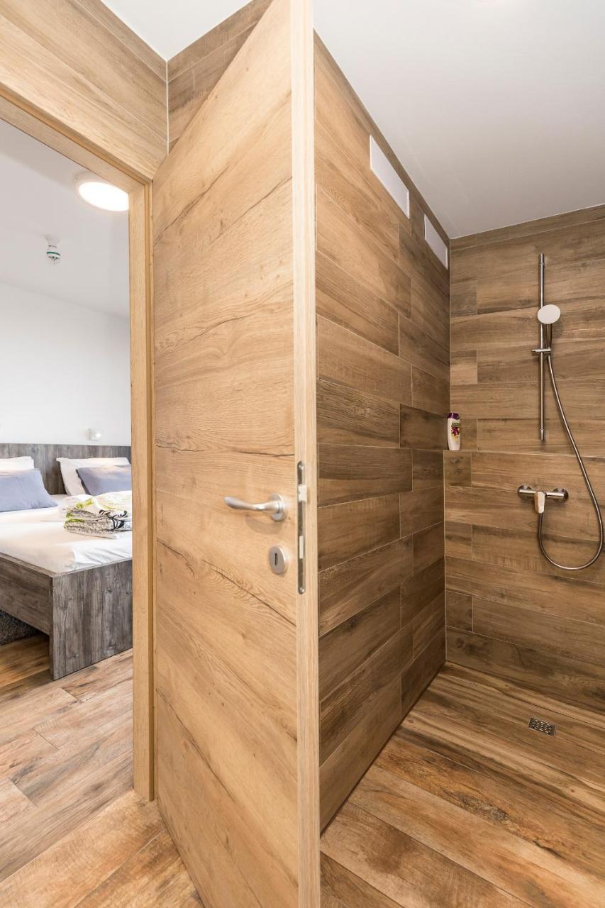 Apinelo Tower Rooms Split Ngoại thất bức ảnh